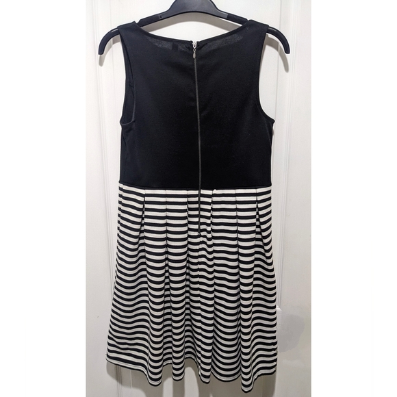 xhilaration by Target | Women's Sleeveless Dress with Stripes - Picture 2 of 6